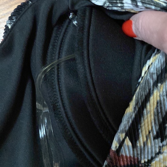 Connected Apparel floral crinkle tiered pleated sheath dress, plus size 20W - Picture 12 of 15